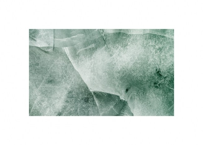  – Flyfoto av grønn is med abstrakte mønstre