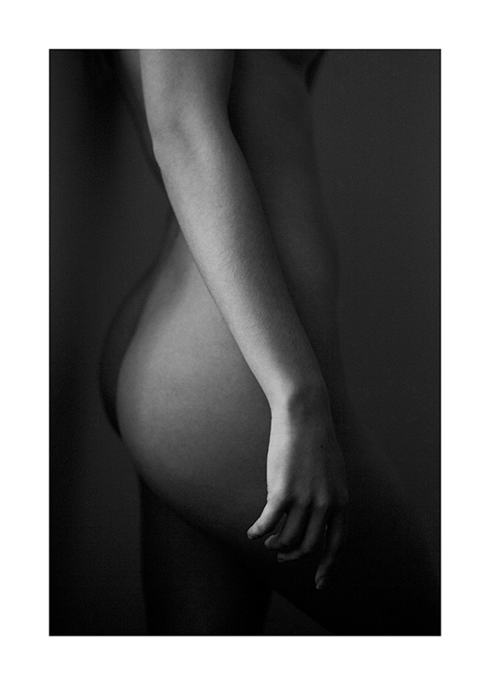 - Svart-hvitt fotografi av en naken kvinnes silhuett