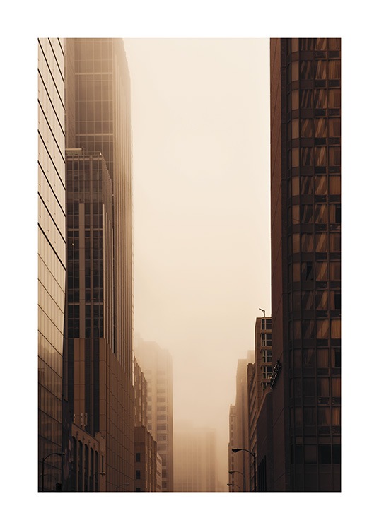  – Fotografi av tåke mellom skyskrapere