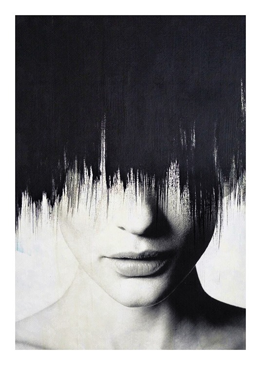  – Svarthvitt-fotografi av en kvinnes nakke og lepper, med ansiktet dekket av svart maling