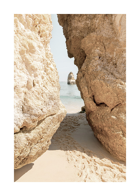 – Algarve klipper og fotspor i beige