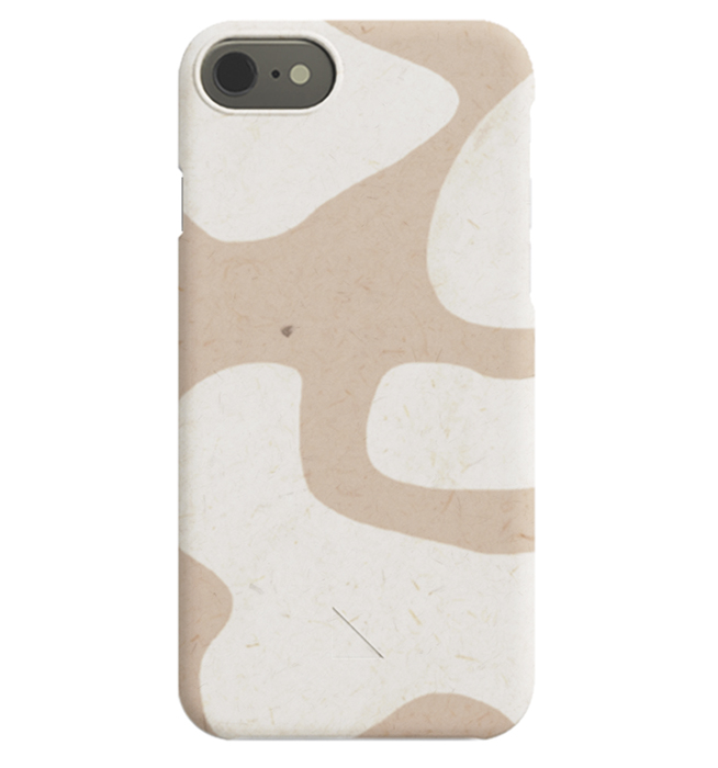  – Beige iPhone-deksel med abstrakte, lys beige former mot en mørkere beige bakgrunn